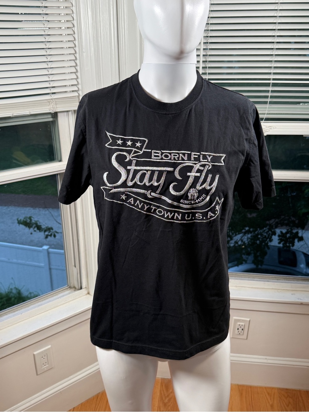 'Stay Fly' Graphic Tee - Black